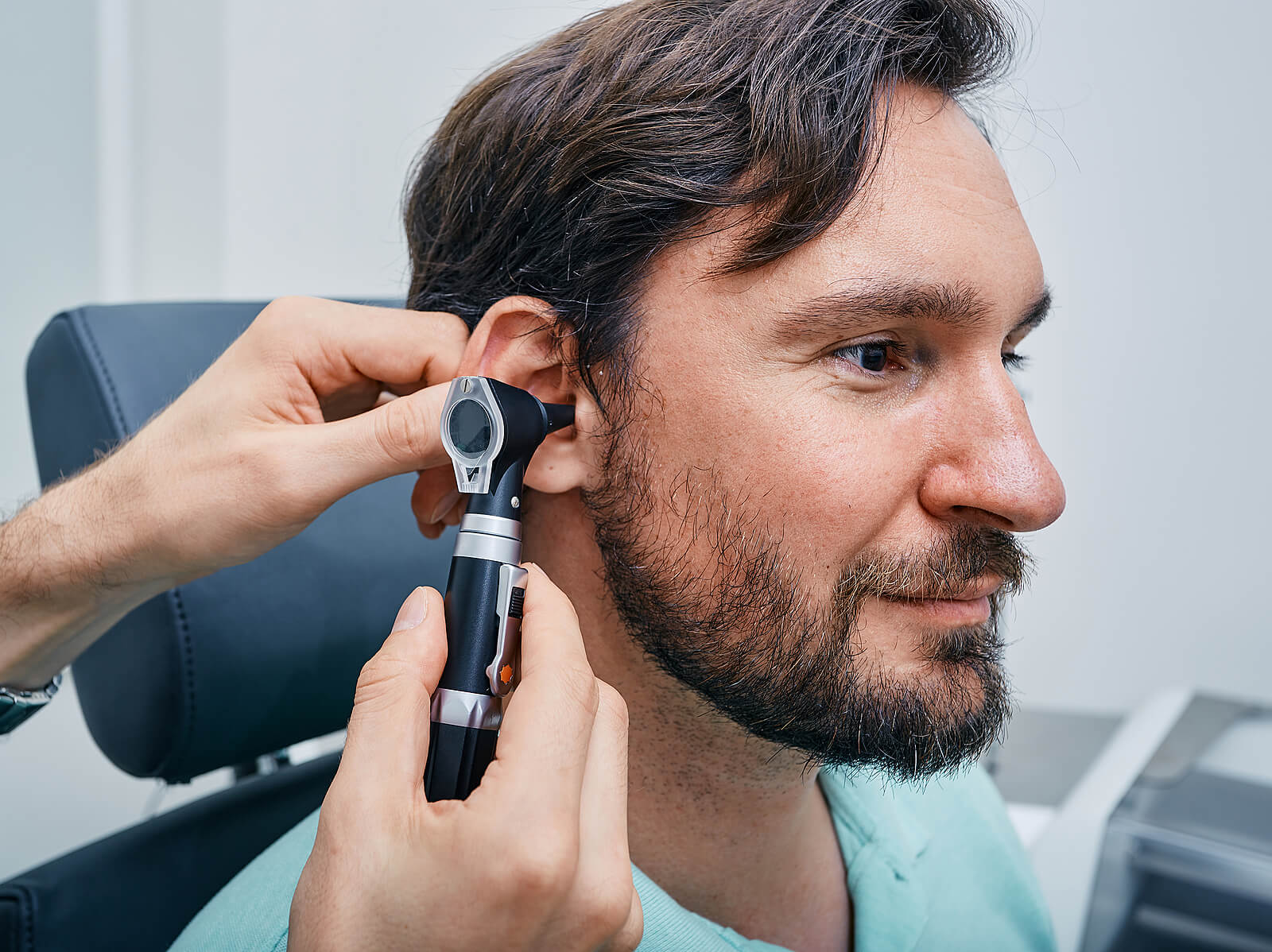 otoscope exam of ear